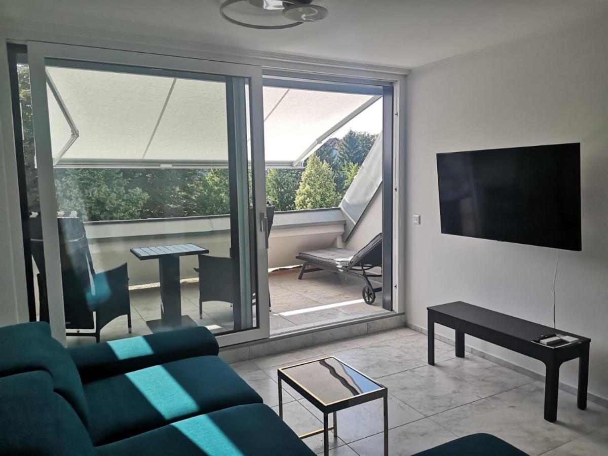 Lotusbluete Appartement In Heviz Mit Tiefgarage Und Panoramaterrasse Exteriör bild